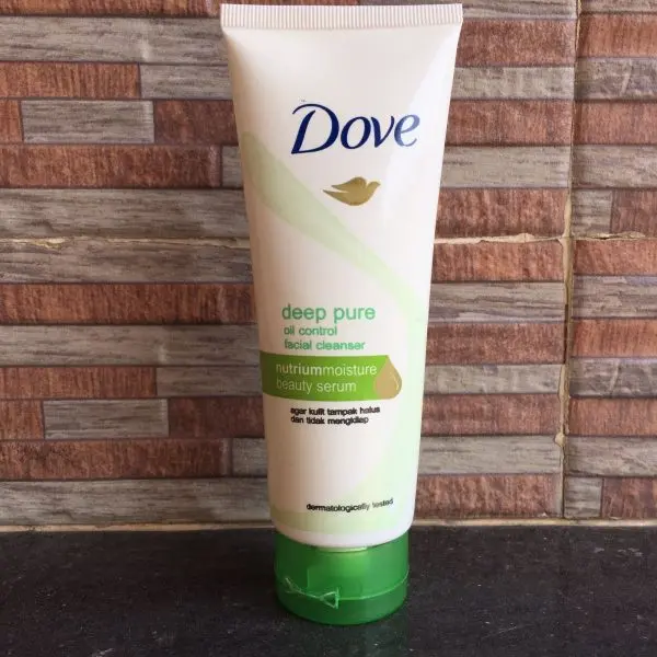 dove-hydrating-facial-cleanser-refresh-and-nourish-your-skin-with-dove-150ml - 4.webp