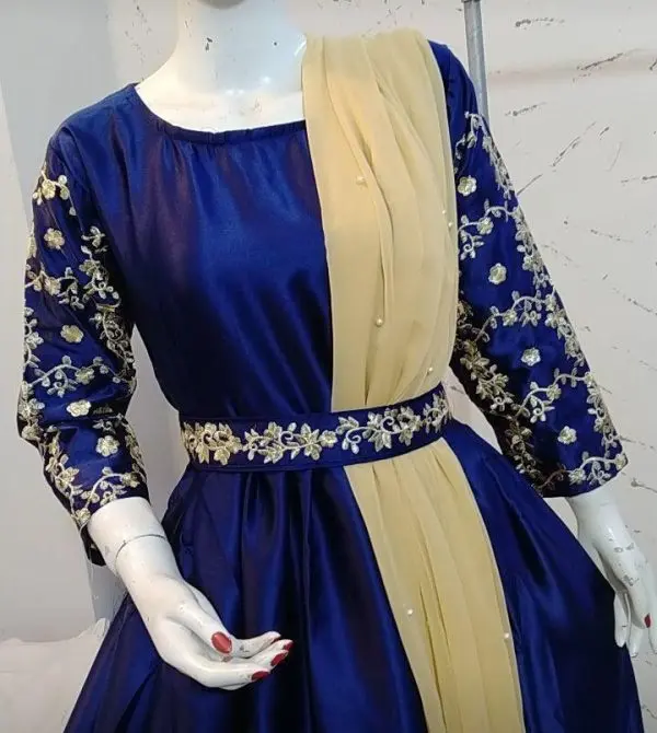 3-pc-embroidered-silk-maxi-trouser-dupatta - 3.webp