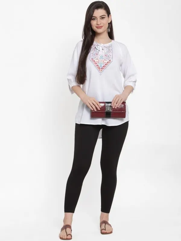 pack-of-2-tights-white-and-black-tights-flexible-and-stretchable-for-women - 4.webp