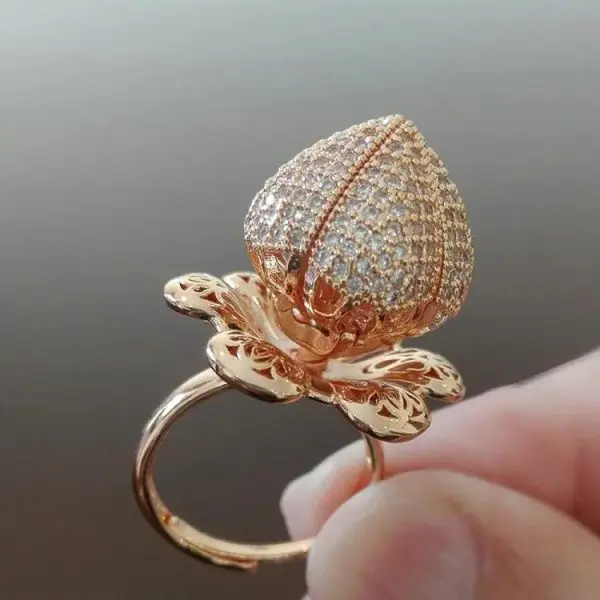 flower-360-rotation-bloom-ring-for-women-girls-adjustable - 8.webp