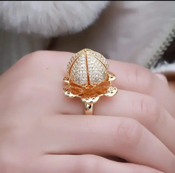 flower-360-rotation-bloom-ring-for-women-girls-adjustable - 2.webp