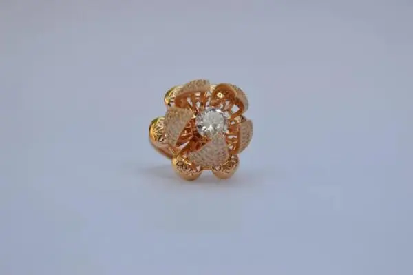 flower-360-rotation-bloom-ring-for-women-girls-adjustable - 7.webp