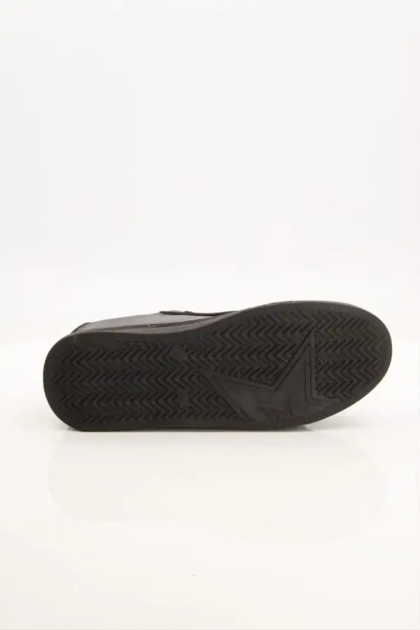 women-premium-comfort-sneakers-shoes - 5.webp