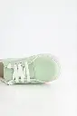 women-trendy-sneakers-shoes - 10.webp