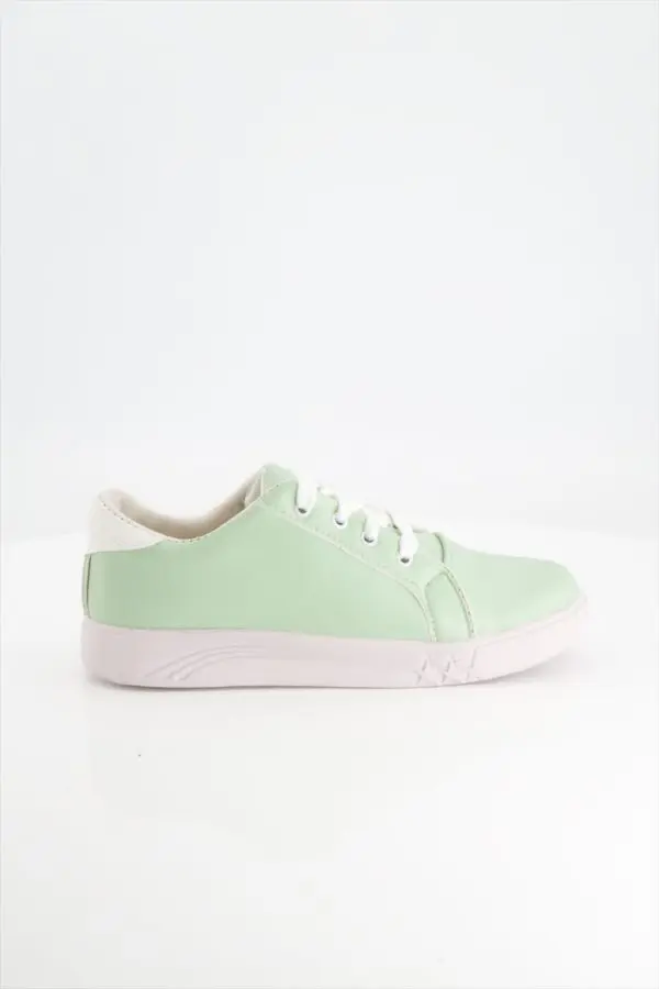 women-trendy-sneakers-shoes - 8.webp