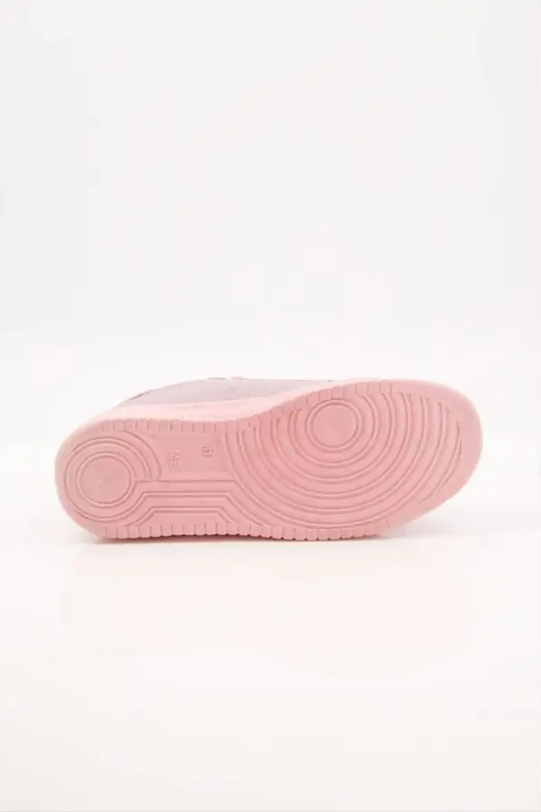 women-premium-sneakers-shoes-6 - 7.webp