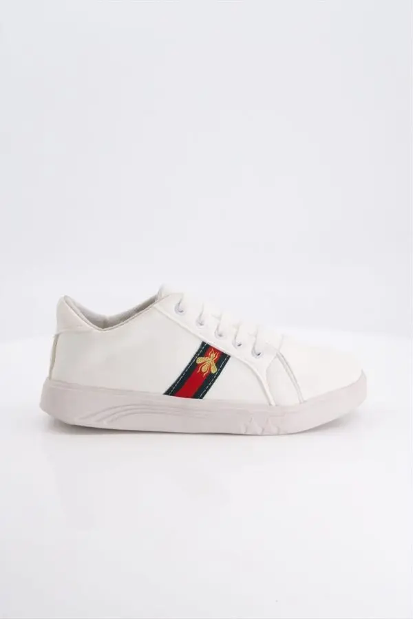women-premium-sneakers-shoes-2 - 5.webp