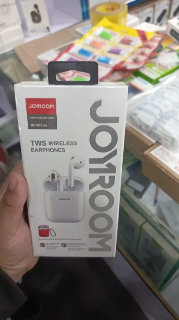 joyroom-airpods-3-jr-t03s-plus-wireless-earbuds-with-hifi-sound-and-long-battery-life-earbuds-bluetooth-wireless-earphones-compatible-with-ios-and-android-devic - 4.webp