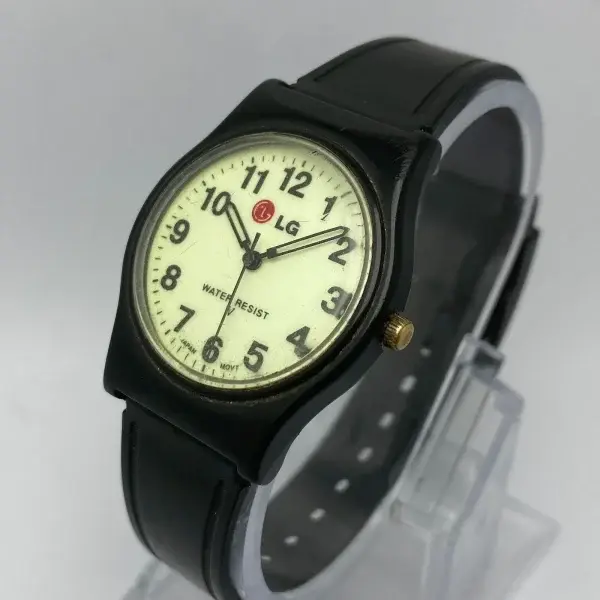 family-gift-pack-of-3-watches-best-quality-watches-daniel-wellington-watch-lg-quartz-watch-apple-logo-digital-watch-watches-without-box - 3 (1).webp
