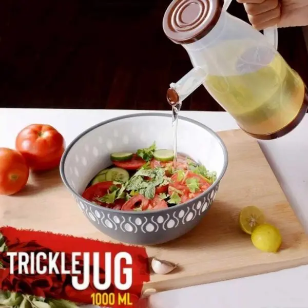 trickle-jug-for-oil-1000-ml-1-litre-oil-dispencer-juice-jug-random-color - 4.webp