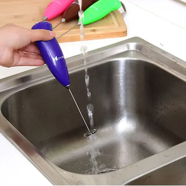 electric-egg-beater-milk-drink-coffee-whisk-mixer-foamer-mini-handle-stirrer-practical-cooking-tool-kitchen-cell-operated-mix-random-color-5 - 2.webp