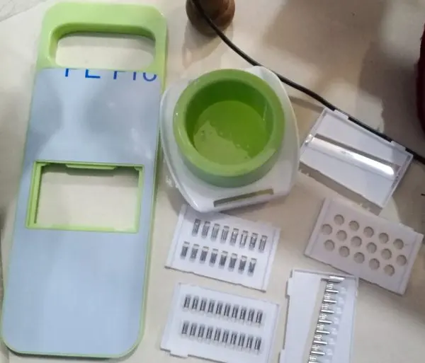 stainless-steel-multifunctional-vegetable-cutter-grater-for-vegetables-slicers-shredders-peeler-carrot-fruit-vegetable-cutting-kitchen-tool-2 - 7.webp